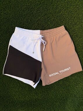 Hollister Social Tourist Men’s Two-Tone Colorblock Shorts - White, Black & Brown